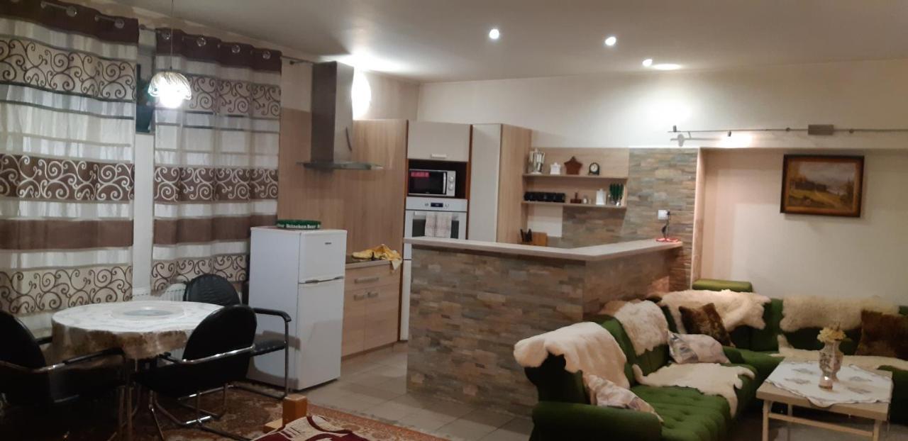 Apartman Yvet Sucany Экстерьер фото