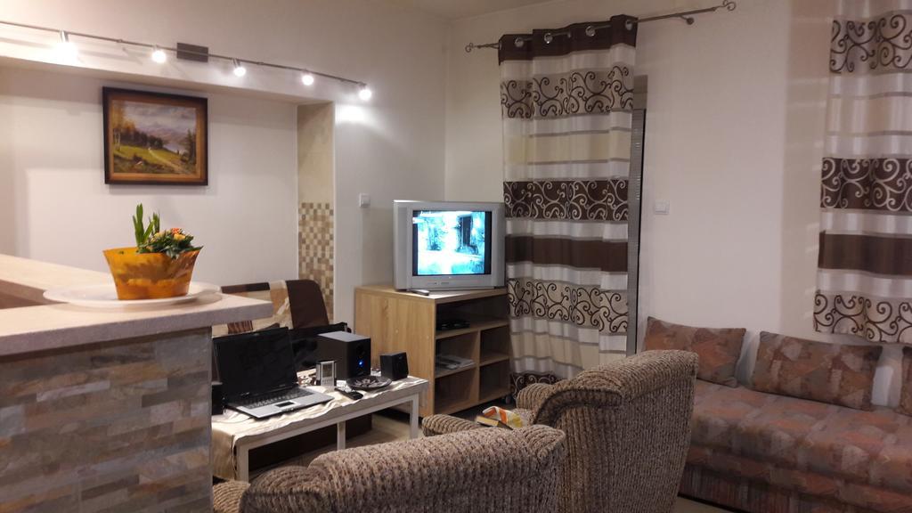 Apartman Yvet Sucany Экстерьер фото